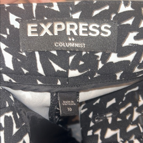 Black and White Patterned Pants - Picture 7 of 7